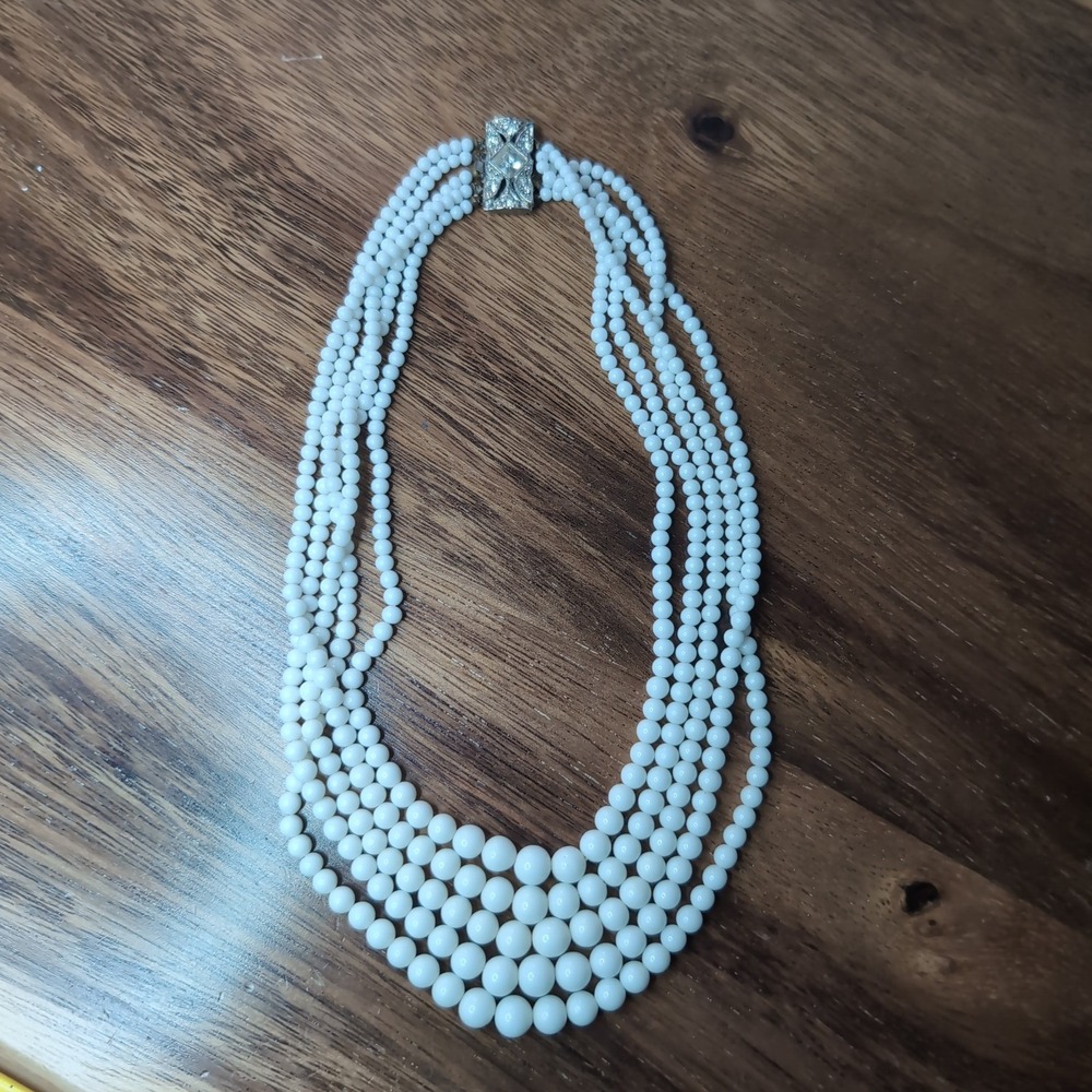 Vintage 4 Strand White Milk Glass Bead Necklace Rhinestone Clasp Graduated
